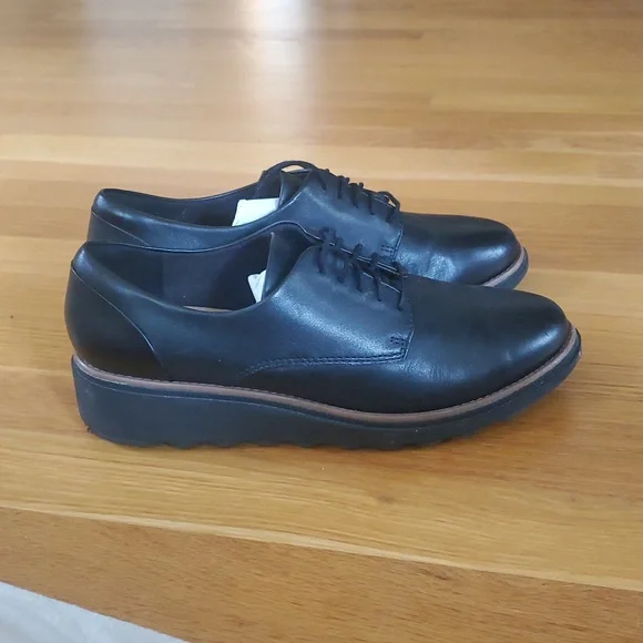 Clarks Sharon Noel lace up Oxford size 8.5. Black leather - Picture 3 of 7